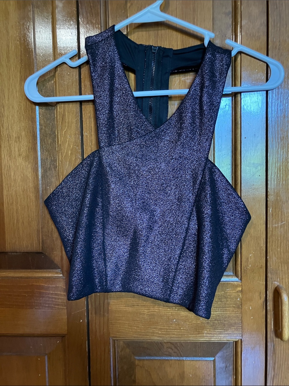 NWOT- One of a kind Metallic Plum Sleeveless Cropped Tank Top w free gift - Picture 6 of 11